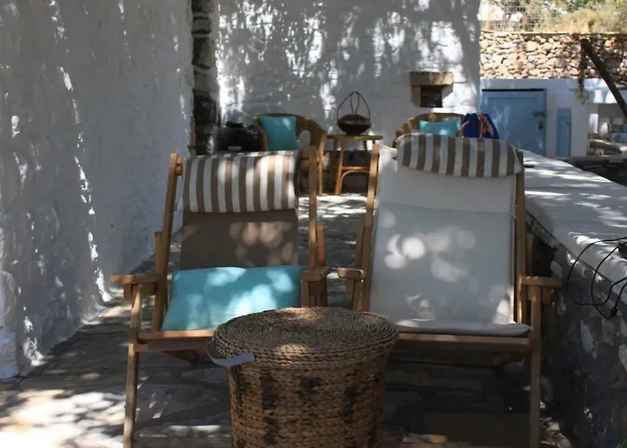 بيت للعطل Charming Leros Hideaway | Serenity & Privacy