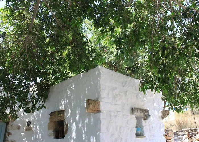 بيت للعطل Charming Leros Hideaway | Serenity & Privacy أليندا