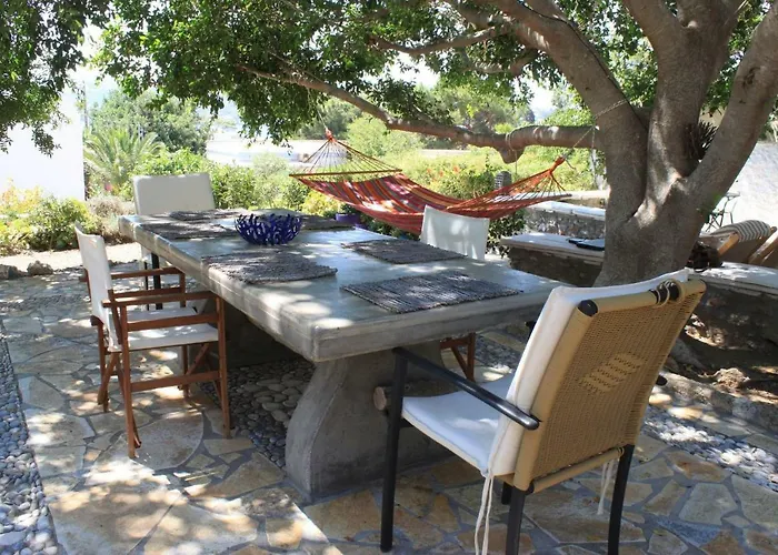 Charming Leros Hideaway | Serenity & Privacy بيت للعطل *